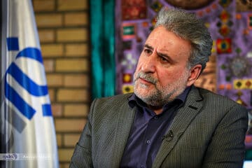 باید به حضور «نوچه های قدرت» در دولت پایان داد