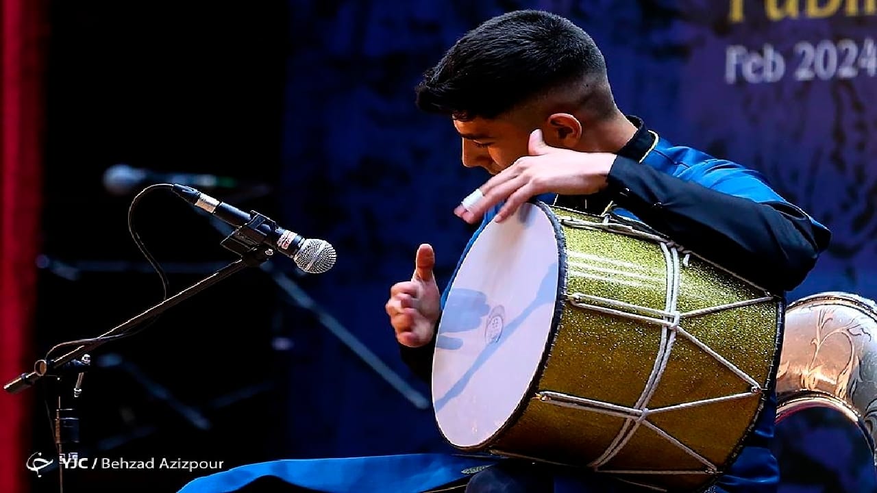 از حبیب تا فرهاد در برنامه «دور‌ها آوایی است»