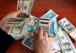 کم کردن صفر‌ها فایده‌ای ندارد!