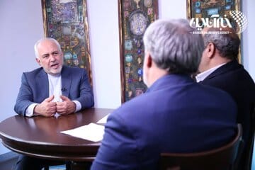 ظریف: اگر حمایت آقا نبود تکه بزرگ من گوشم بود
