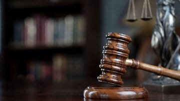 سوءقصد به ۲۱ وکیل؛