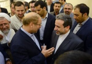 سفرهای دیپلماتیک عراقچی و قالیباف در میان آتش