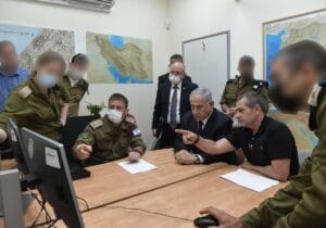 اسرائیل اعلام کرده پاسخ فوری و گسترده به ایران نمی‌دهد