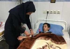 مسمومیت غذایی ۴۲ دانش‌آموزان در کاشمر