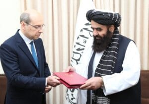 بندبازی متبحرانه ابوظبی با امارت اسلامی