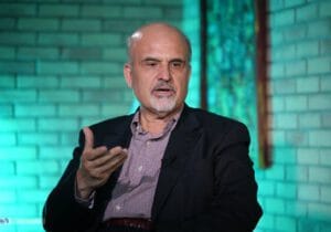 پدر معنوی دلواپسان جناب احمدی‌نژاد است