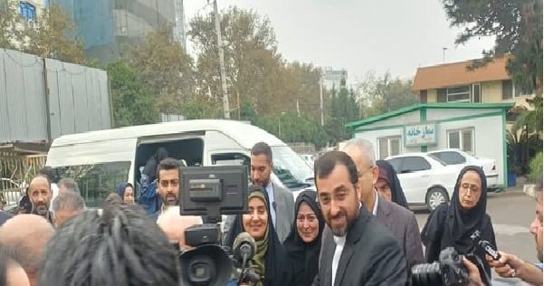 ریخت و پاش میلیاردی برای «بازی وسطی» !