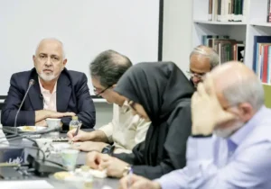 بررسی دور جدید حملات تندروها به محمدجواد ظریف