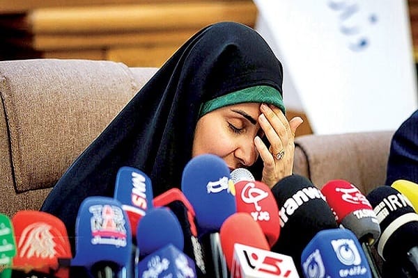 ۱۶ ضربه کاری مجلس به وزیر راه