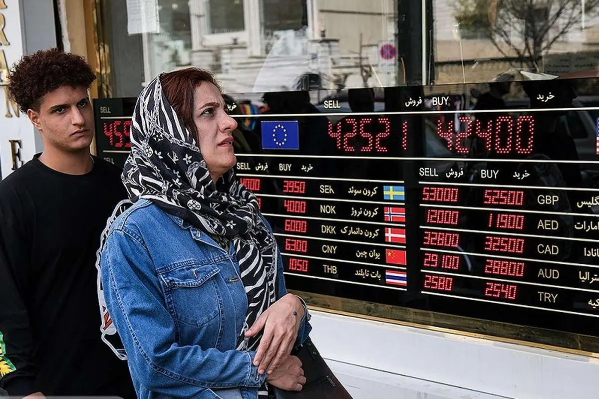 سقوط طلا و سکه در بازار
