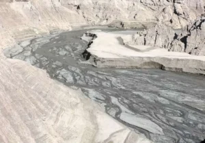 لوموند: ایران با بدترین خشکسالی شش دههٔ اخیر روبه‌روست