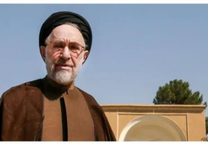 خاتمی: پس از جنگ باید گشایش‌های بیشتری برای مردم ایجاد می‌شد