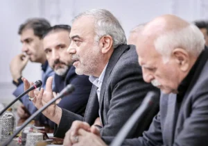 بررسی دیدار اصناف و بازاریان معترض با رئیس‌جمهور و اعضای دولت