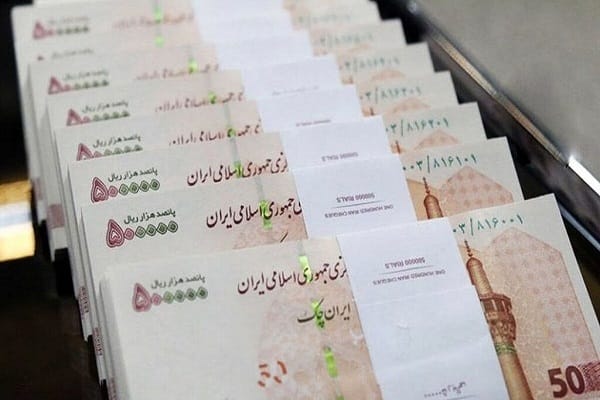 کلاه گشاد ۲۰ درصدی بر سر کارمند و بازنشسته