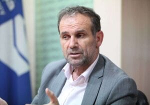 ناهماهنگی تیم اقتصادی دولت عامل اصلی گرانی و افسارگسیختگی بازار ارز است