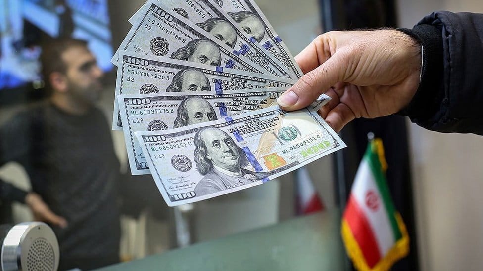 دلار آمریکا در چه بازه قیمتی تک‌نرخی می‌شود؟