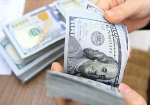 هشدار یک کارشناس در خصوص سیاست‌های ارز