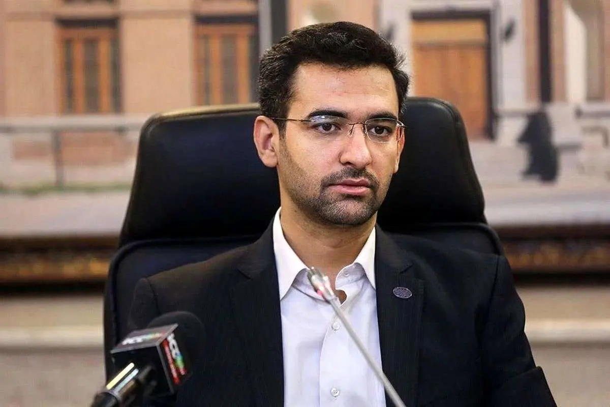 یک نفر بی‌پرده با رئیس جمهور صحبت کند