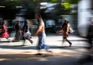 نارضایتی تهی‌دستان و ریزش طبقه متوسط