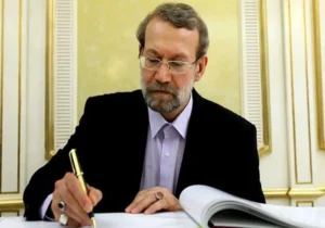 واکنش تند لاریجانی به ترامپ: مراقب سربازانتان باشید