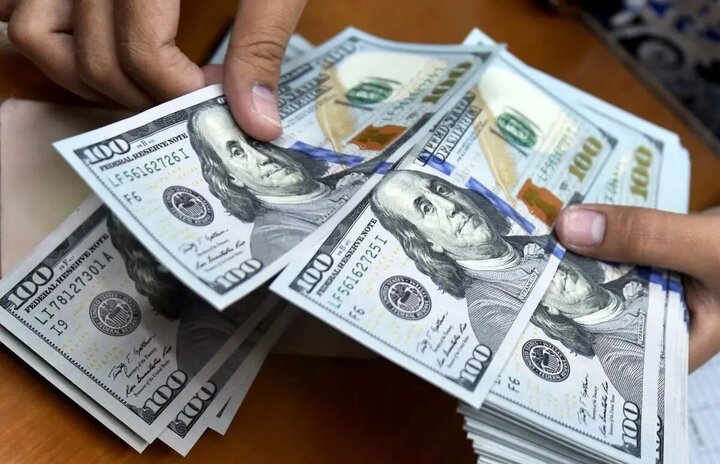 پیش‌بینی قیمت دلار در سال آینده
