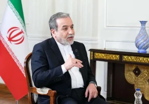 عراقچی: در صورت شکست مذاکرات، برای جنگ آماده‌ایم