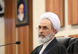 آیت الله اعرافی، از همکاری با حوزه و دانشگاه تا نشستن کنار پزشکیان و اژه‌ای؛ از جامعه المصطفی تا شورای موقت رهبری