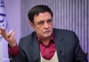 سمّ انتقاد علنی از مذاکره‌کنندگان به روایت تحلیلگر اصولگرا