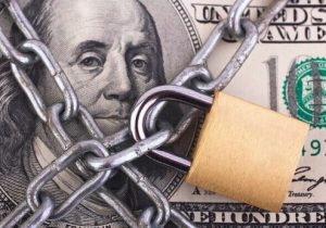 تعیین تکلیف پرونده پول‌های بلوکه‌شده ایران در مذاکرات قطر / آزادسازی ۱۲ میلیارد دلار گره کور ارزی دولت را باز می‌کند؟