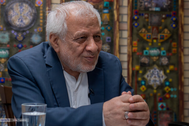 ناگفته‌های اسدالله بادامچیان از رابطه علی لاریجانی و اصولگرایان/ او اصلا به احمدی نژاد اعتقاد نداشت