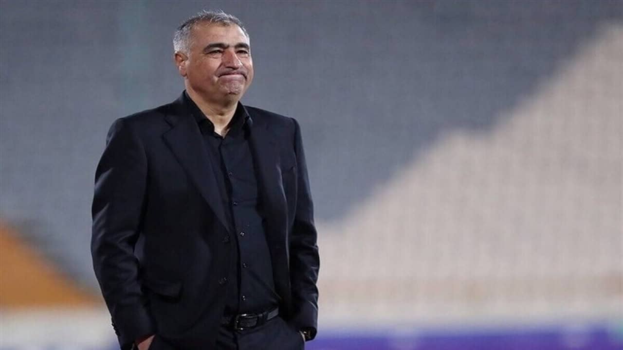 الهامی ساکت نمی‌شود