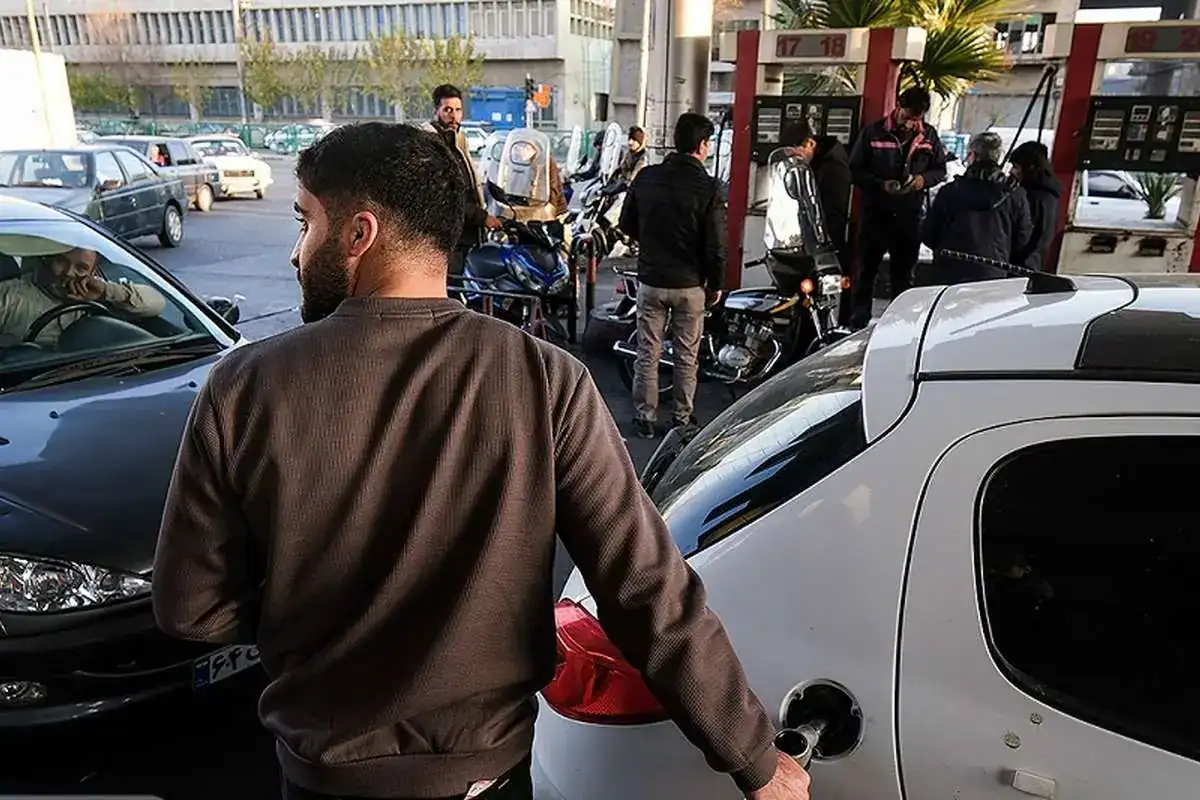 نسخه ۸۷ هزار تومانی بنزین را چه کسی پیچید؟!