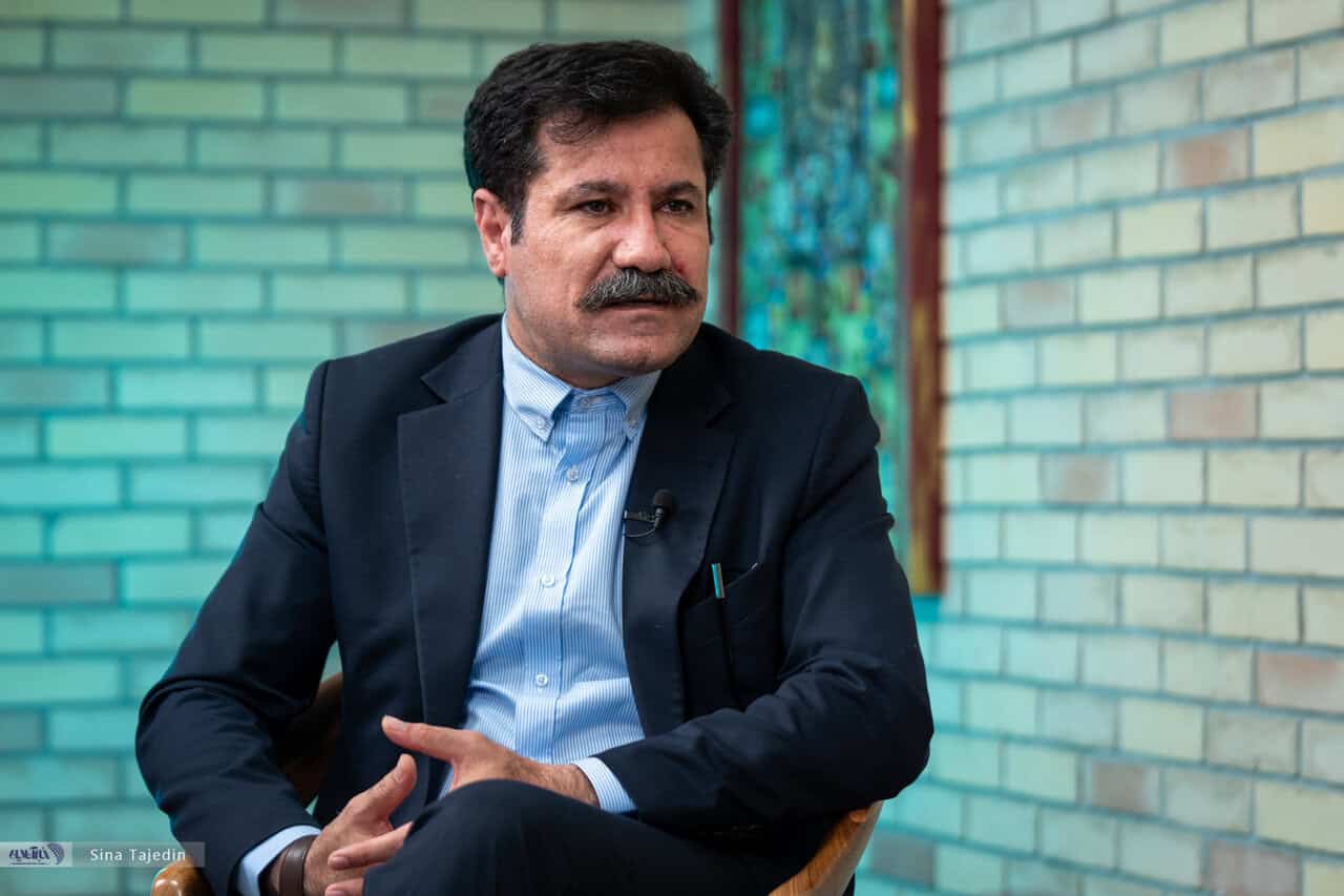 انتقاد معاون پزشکیان از تندروها؛ نفی مذاکره همراه بالا بردن انتظارات اقتصادی در شرایط جنگی تناقض است