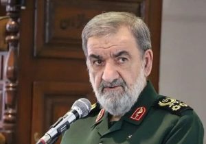 محسن رضایی: در صورت ازسرگیری جنگ، به دیتاسنترها و زیرساخت‌های هوش مصنوعی منطقه حمله می‌کنیم